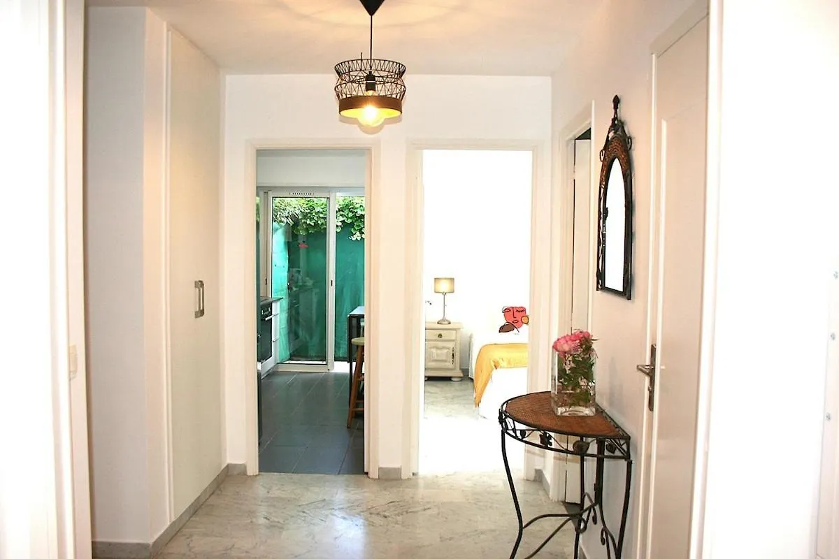 Rez De Jardin En Bord De Mer Cagnes-sur-Mer 0*,